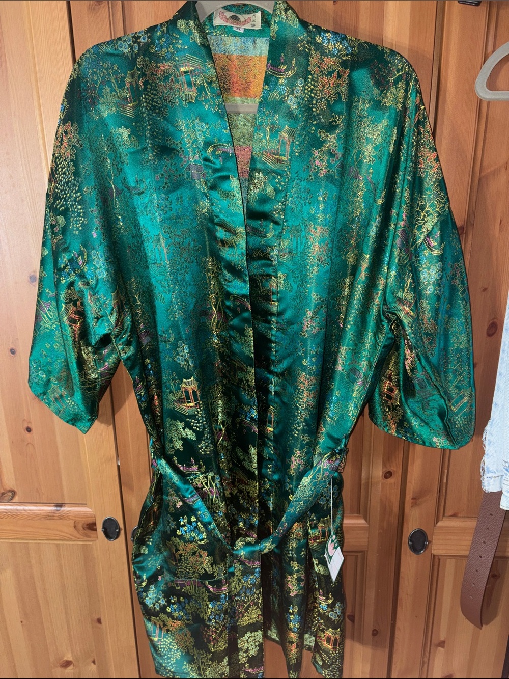Authentic Emerald Green Silk/Satin Kimono Robe with Gold Paisley Motif